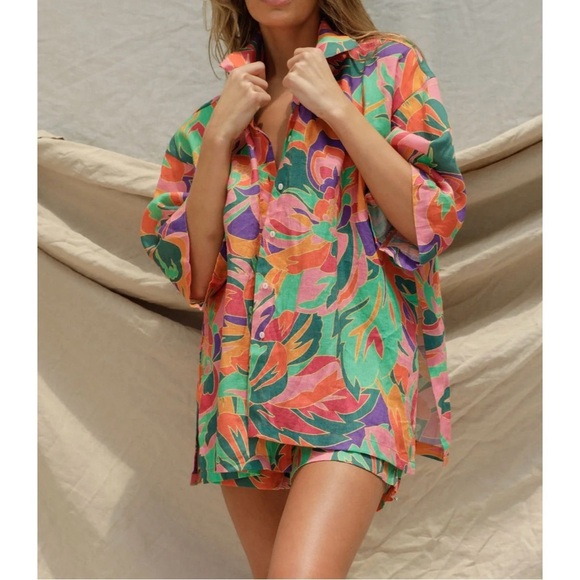 Stone Fox Swim - Stained Glass Zenni Button Down Short Sleeve Shirt - Picture 1 of 3